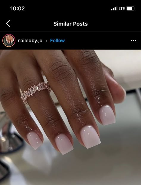 Ombré Short Square Nails, Subtle Nails Gel, Classy Short Acrylic Nails Square, Short Thick Acrylic Nails, Natural Acrylic Nails Short Almond, Short Wedding Nails Black Women, Short Gel Acrylic Nails Square, Short White Overlay Nails, Short Active Length Nails