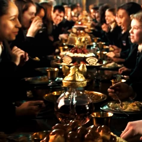 Hogwarts Feast, Harry Potter Party, Going Home, Hogwarts, Harry Potter