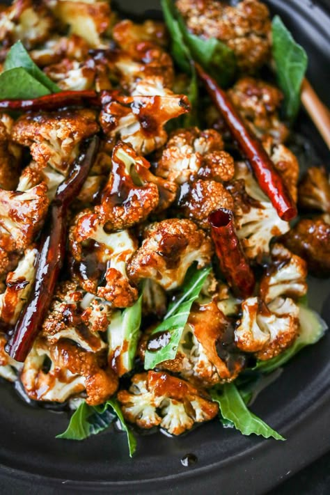 Baked instead of fried, this General Tso's Cauliflower is easy, healthy, and full of flavor! General Tso Cauliflower, General Tso's Cauliflower, General Tso, Baked Cauliflower, Think Food, Spinach Salad, Cauliflower Recipes, Vegan Options, Vegetarian Dishes