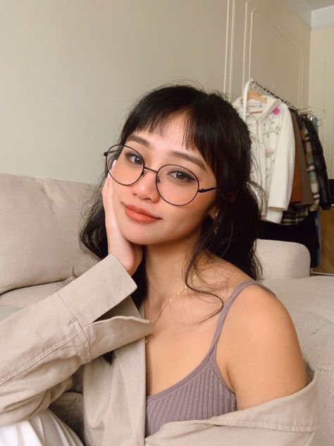 IG: hangtw Bangs Inspo, Idol Oc, Hang Nguyen, Baby Bangs, Portrait References, Grp Ports, Year 2024, Empath, Reference Photos