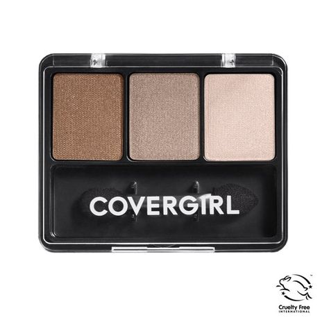 Covergirl Eyeshadow, Cover Girl Makeup, Tuscan Design, Makeup Pro, Matte Foundation, Natural Eye Makeup, Gorgeous Eyes, Eye Shadow Palette, Makeup Set