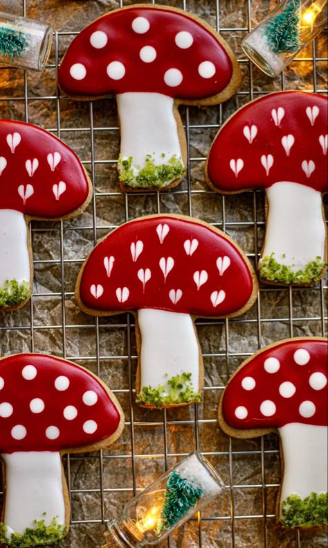 Decorated Mushroom Cookies, Mushroom Cookies Royal Icing, Mushroom Cookies Decorated, Mushroom Treats, Mushroom Sugar Cookies, Spiced Bundt Cake, Love Herbs, Mushroom Cookie, Woodland Fairy Party