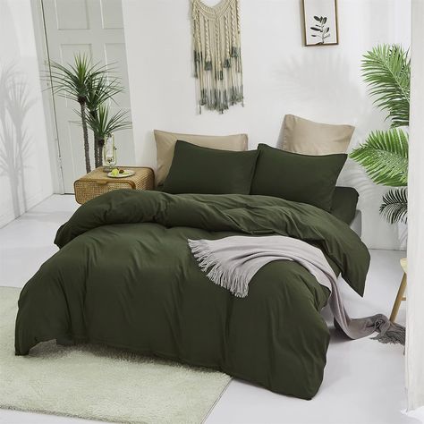 Chill apartament vibe #bedroom #room #boho #monochrome #aesthetic #dorm #decor Dark Green Comforter, Queen Bed Comforter, Olive Green Bedding, Green Comforter Sets, Jersey Quilt, Green Comforter, Cotton Bedding Set, Bedding Comforter, Green Bedding