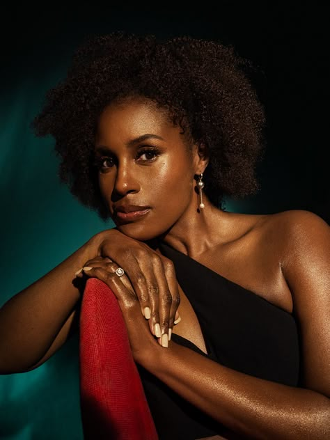 Rolling Stone Magazine, Headshot Poses, Headshots Women, Issa Rae, Black Actresses, Rolling Stones Magazine, Female Rappers, Rolling Stone, Black Excellence