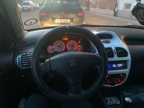 Peugeot 206 Interior, Peugeot 206, Peugeot, Steering Wheel, Wheel, Cars, Quick Saves