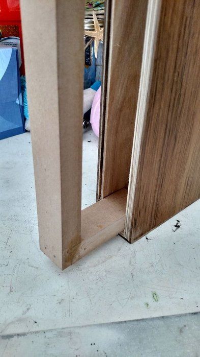 Leftover Laminate Shelves Laminate Flooring Diy, Flooring Modern, Diy Storage Projects, Diy Wood Floors, Ikea Kitchen Design, Modern Shelf, Wood Laminate Flooring, Flooring Projects, Floating Shelves Diy