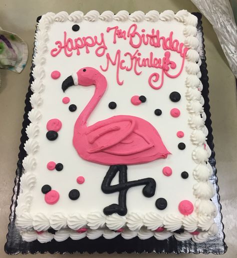 Flamingo Birthday Cake Simple, Fun Sheet Cake Decorating Ideas, Diy Flamingo Cake, Flamingo Birthday Cakes, Flamingo Birthday Cake Ideas, Flamingo Cookie Cake, Flamingo Sheet Cake, Flamingo Cake Ideas, Flamingo Cupcake Cake