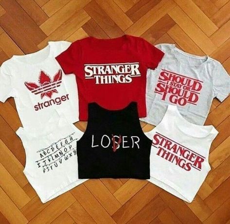 Stranger Things Shirt Ideas, Stranger Things Clothes, Stranger Things Shoes, Stranger Things Shirts, Betty Riverdale, T Shirt Stranger Things, Stranger Things T Shirt, Stranger Things Merch, Stranger Things Outfit