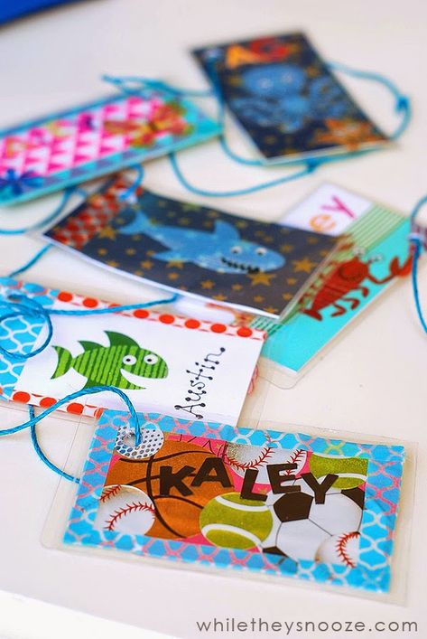 While They Snooze: Back to School Name Tags Homemade Name Tags, School Name Tags, Diy Name Tags, Name Tag Lanyards, Name Tag For School, Nametags For Kids, Diy Lanyard, Recycled Magazines, Creative Names