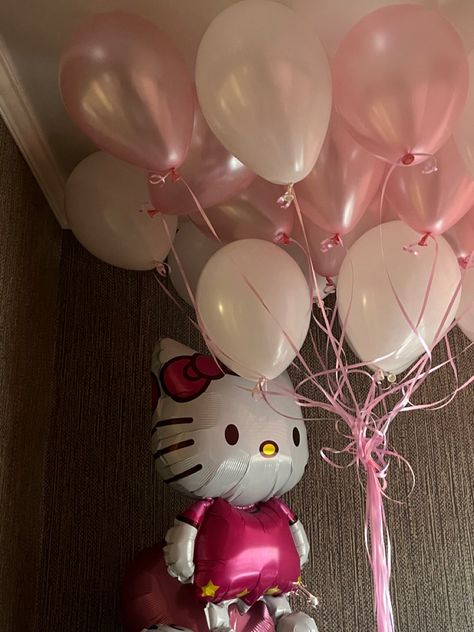 Hello Kitty Balloons, Hello Kitty Birthday Theme, Surprise Birthday Decorations, Dream Birthday, Romance Gifts, Birthday Plans, Birthday Freebies, Cute Birthday Ideas, Edgy Jewelry