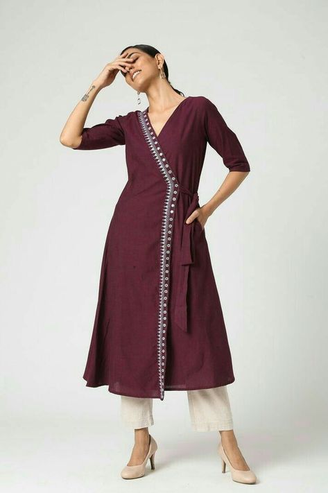 Angrakha Kurti, Plain Kurti Designs, Silk Kurti Designs, Stylish Kurtis Design, Stylish Tunic, Cotton Wrap Dress, Trendy Outfits Indian, Simple Kurta Designs, Simple Kurti Designs