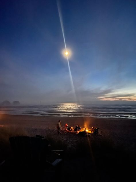 Bonfire on Rockaway Beach Oregon lit by the moon. Moon Friend Aesthetic, Aesthetic Camping Pictures, Rockaway Beach Oregon, Fun Dates, Hangout Spot, Beach At Night, Rockaway Beach, Beach Bonfire, Beach Night