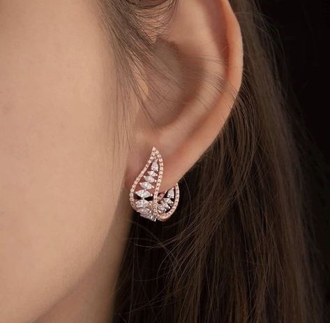 Women’s latest earrings Diamond Earrings Indian, Real Diamond Earrings, Gold Earrings Models, Diamond Pendants Designs, Diamond Earrings Design, Modern Gold Jewelry, Become Successful, Earrings Indian, Indian Jewellery Design Earrings