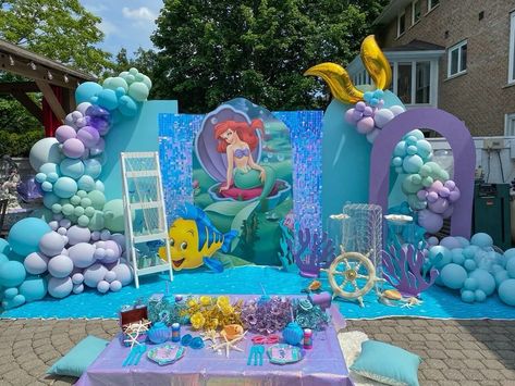 Baby Shower Songs, Little Mermaid Birthday Party, Ariel Birthday Party, Ariel Party, Deco Ballon, Mermaid Birthday Party Decorations, Mermaid Theme Birthday Party, Ariel Birthday, Sea Birthday Party