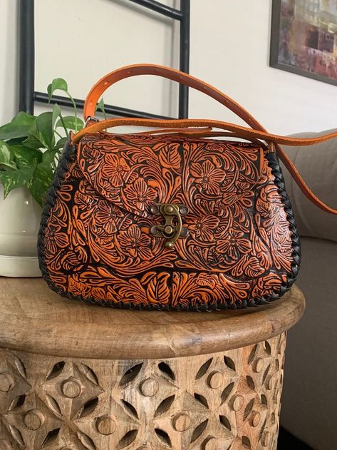 Vs Bag, Rose Purse, Tooled Leather Handbags, Hippie Purse, Unique Wedding Cards, Tooled Leather Purse, Floral Handbags, Handmade Rose, Leather Carving