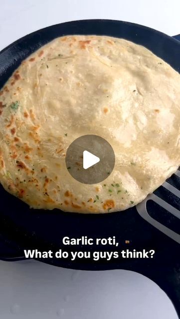 Garlic Roti Recipe, Roti Video, Trini Recipes, Roti Recipe, Diy Recipes, Homemade Pizza, Diy Food Recipes, Food To Make, Garlic