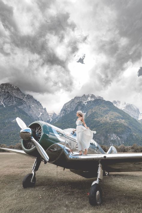 Airline Photoshoot, Plane Photoshoot, Airplane Photoshoot, Spitfire Airplane, Warbirds Pinups, Aviation Wedding, Plane Photos, Airplane Flight, Productive Life