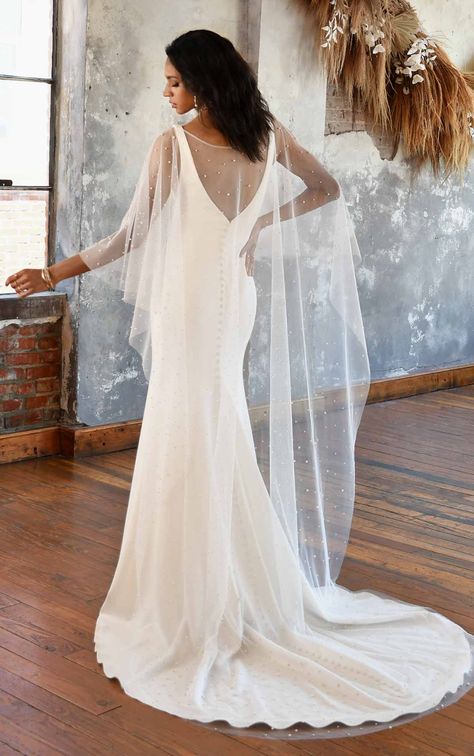 Simple Boho Wedding Dress with Vintage Details - All Who Wander Wedding Dresses Simple Boho Wedding Dress, Simple Boho Wedding, Tulle Cape, Boho Wedding Gowns, Chic Wedding Dresses, Wedding Dress Champagne, All Who Wander, Vintage Details, Bohemian Bridal