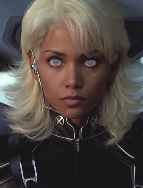 N°11 - Halle Berry as Ororo Munroe / Storm - X-Men 2 United by Bryan Singer - 2003 Storm X Men, Men Curly Hair, Bryan Singer, Ororo Munroe, Halle Berry, Xmen, Halle, X Men, Berry