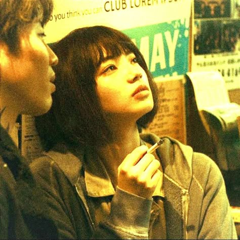 Nana Komatsu, NANA, japan, Japanese, feels, vintage Japan Icon, Komatsu Nana, Nana Komatsu, Japan Aesthetic, Japanese Aesthetic, Cinematic Photography, Pose Reference Photo, I Love Girls, Film Aesthetic