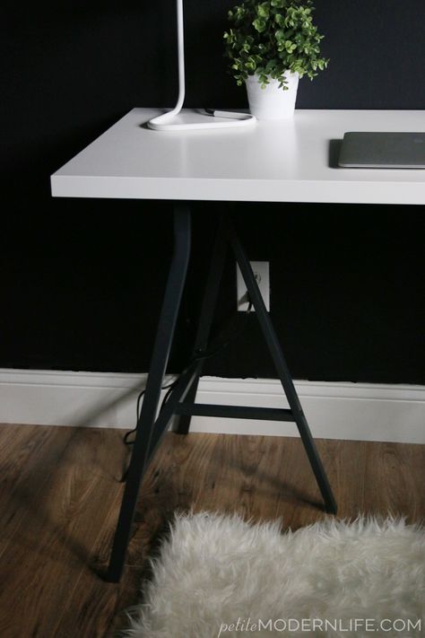 Ikea DIY Floating Sideboard Ikea Desk Legs, Ikea Table Tops, Home Decor Ikea, Ikea Legs, Minimal Office, Cool Office Desk, Ikea Desk Hack, Desk Hacks, Sleek Desk