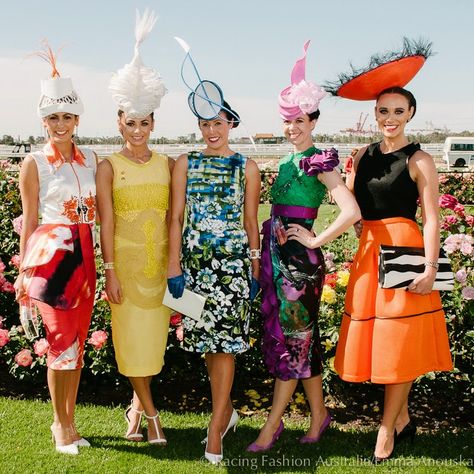 Kentucky Derby Dresses For Women, Kentucky Derby Party Attire, Gloves Outfit Classy, Kentucky Derby Attire, Melbourne Cup Fashion, Kentucky Derby Outfit, Derby Attire, Race Day Fashion, Derby Fashion