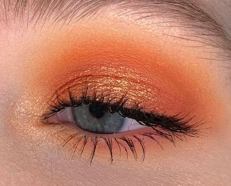 Orange Eyeshadow Green Eyes, Orange Eyeshadow Looks Natural, Orange Eyeshadow Looks Tutorial, Orange Makeup Aesthetic, Hollow Aesthetic, Orange Eyeshadow Looks, Summer Eyeshadow, Tree Hugging, Orange Eye Makeup