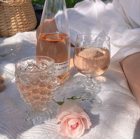 Tout Rose, Peach Aesthetic, Cream Aesthetic, Pretty Drinks, Pastel Pink Aesthetic, Classy Aesthetic, Beige Aesthetic, Pink Lemonade, Aesthetic Collage