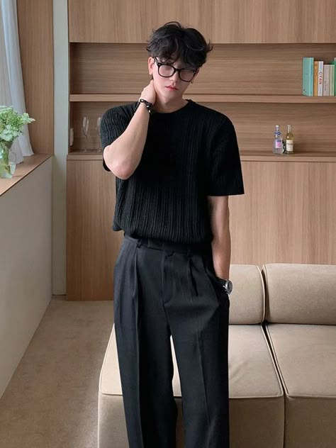 The material the color and shape all perfect Korean Outfit Men Casual, Male Aesthetic Outfit Summer, Ectomorph Men Outfit, Korean Male Outfits Casual, Men Loose Outfit, Men's Korean Fashion, Mens Outfits Asian, Korean Clothing Style Men, Cute Male Fashion