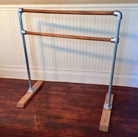 DIY Barre Teaching Ballet, Ballet Barres, Home Dance Studio, Ballet Bar, Home Gym Flooring, Basement Studio, Ballet Studio, Dance Rooms, Highland Dance