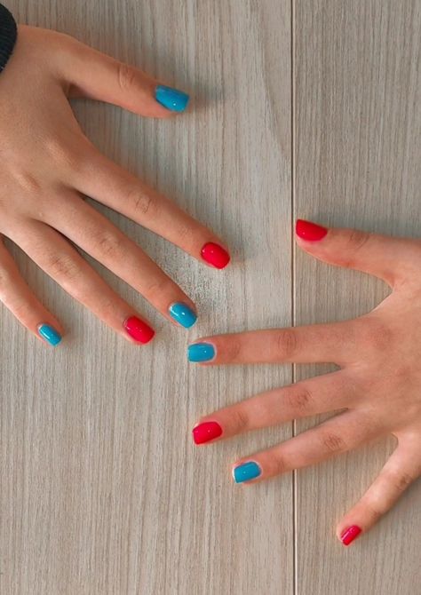 Two Color Nails Ideas Simple, Short Multi Colored Nails, 5 Different Color Nails, Simple Bright Nails, Different Color Nails On Each Hand, Fine Line Nails, Primary Color Nails, Two Different Colored Nails On Each Hand, Multi Colored Nails