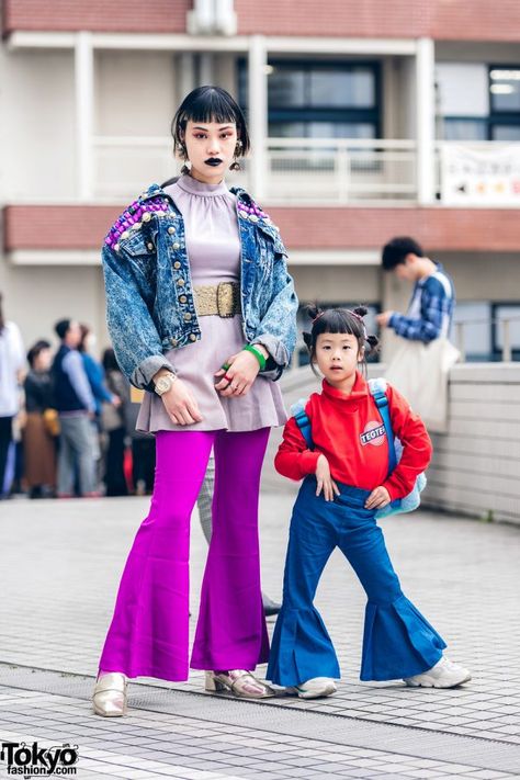 Monster Backpack, Bunka Fashion College, Black Fishnet Tights, Fashion College, Studded Denim Jacket, College Wear, Tokyo Street Style, Streetwear Mode, Studded Denim