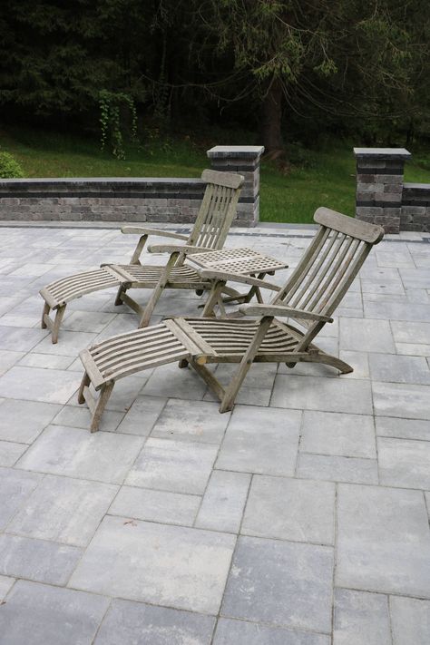 Large Scale Patio and Fire Pit: Unilock Beacon Hill Flagstone Pavers - Modern - Patio - New York - by Landwork Contractors, Inc. | Houzz Unilock Beacon Hill Flagstone Fossil, Unilock Beacon Hill Flagstone, Patio And Fire Pit, Flagstone Pavers, Large Pavers, Corner Bathroom Vanity, Corner Bathroom, Patio Pavers Design, Patio Pavers