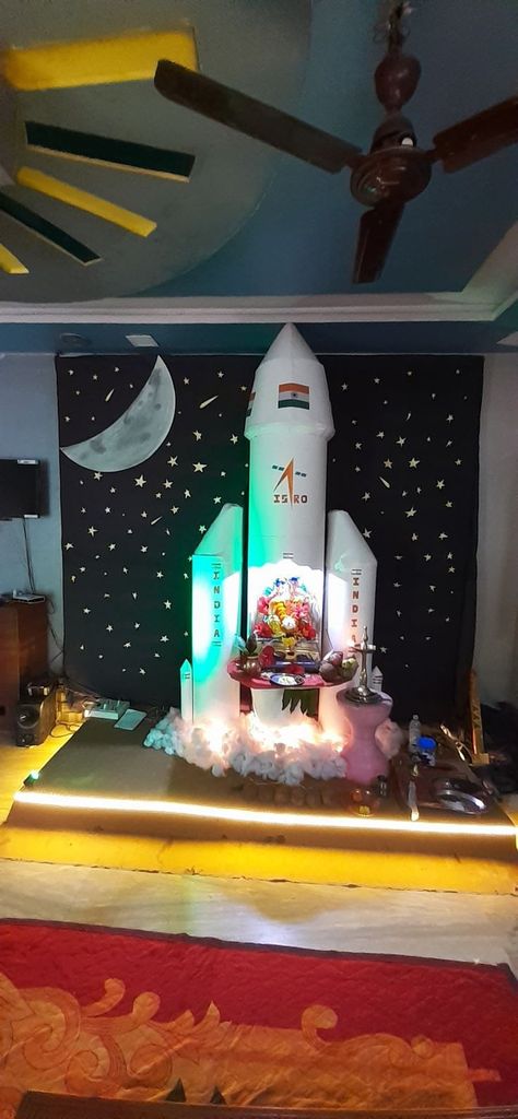 Rocket Ganpati Decoration, Ganapati Decoration Themes, Ganpati Decoration Sky Theme, Ganpati Decoration For Society, Ganpati Decoration Without Flowers, Space Ganpati Decoration, Ganapati Decoration At Home Ideas Theme, Unique Ganapati Decoration Theme, Chandrayaan Ganpati Decoration