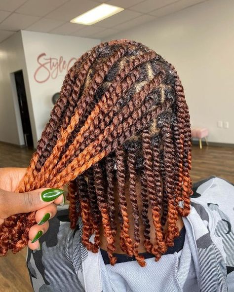 50 Winter Protective Hairstyles Ideas for Natural Hair - Coils and Glory Winter Natural Hairstyles, Two Strand Twist Hairstyles, Winter Hair Care, Flat Twist Hairstyles, Cabello Afro Natural, Short Twists, Natural Twists, Protective Hairstyles For Natural Hair, Natural Hair Twists