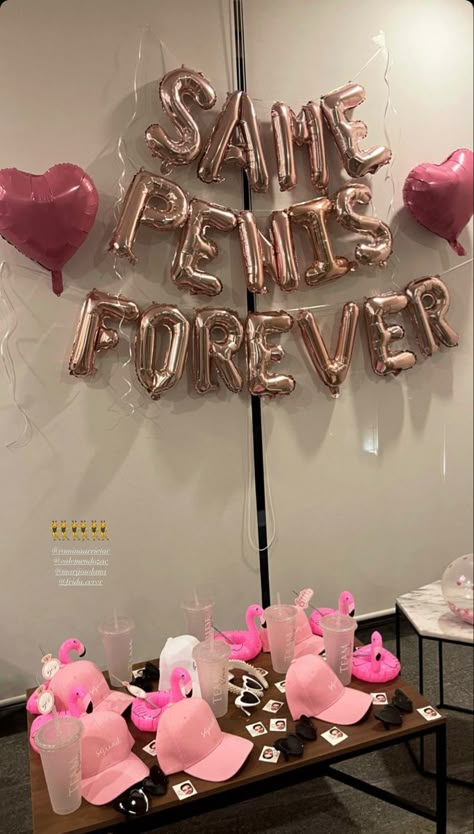 Lingere Party Ideas Bridal, Aesthetic Bachelorette Party Decorations, Barchollete Ideas, Intimate Bachelorette Party Ideas, Bachelorette Party Ideas Decorations Diy, Hens Party Decor, Calm Bachelorette Party Ideas, Bachelorette Party Ideas On A Budget, Bachelor Party Ideas For Bride