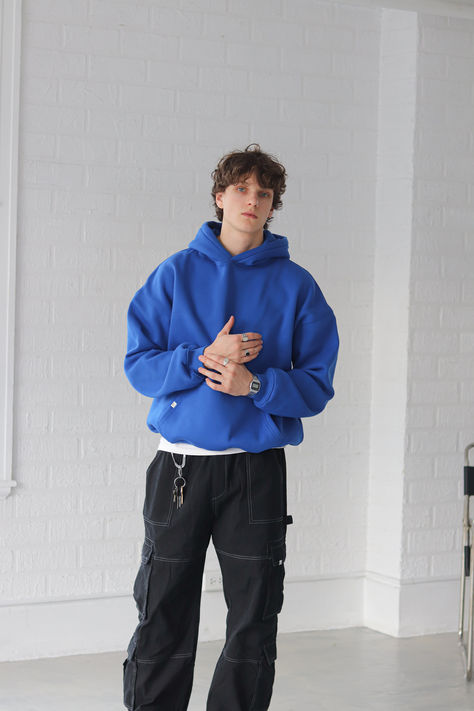 Featuring our signature basics heavyweight hoodies — available in 3 unique colours (cobalt blue, evergreen and light oat) 400gsm with embroidery monochrome details Mens Hoodies Outfit, Streetwear Fashion Men Winter, Blue Hoodie Outfit Men, Blue Outfits Men, Embroidery Monochrome, Mens Outfits Winter, Boyfriend Outfits, Blue Hoodie Outfit, Blue Outfit Men