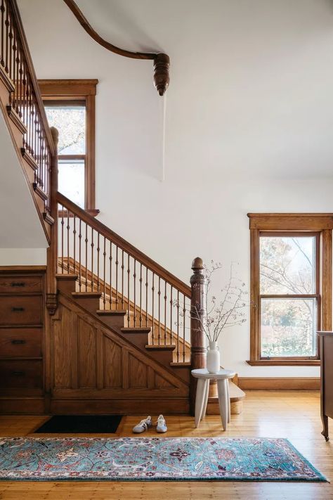 How to Renovate a Historic Home—and Keep Its Character—According to Designers Colonial House Renovation Interior, Victorian Wood Trim, Victorian Home Renovation Before After, 1850 House Interiors, Manor Interior Aesthetic, Renovated Old Homes, Historic House Interior, 1800s House Interior, Historical Homes Interior