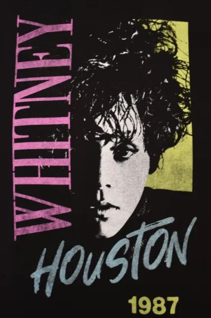 Whitney Houston Aesthetic Poster, Whitney Houston Poster Vintage, Whitney Houston Posters, Whitney Houston Art, Whitney Houston Poster, Fangirl Posters, Whitney Houston Albums, Whitney Houston 80s, Whitney Houston Shirt