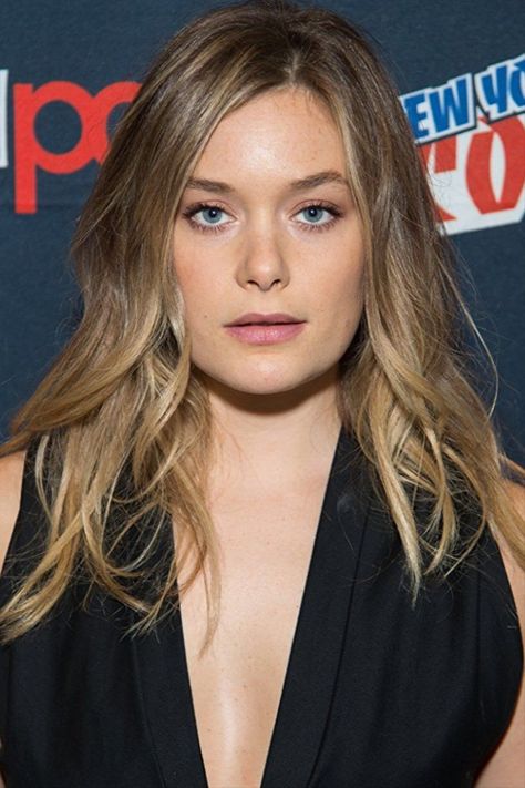 Blonde Back, Rachel Keller, Carnegie Mellon University, Abbie Cornish, Light Brunette, No Children, Celebrity Photography, Human Human, American Beauty