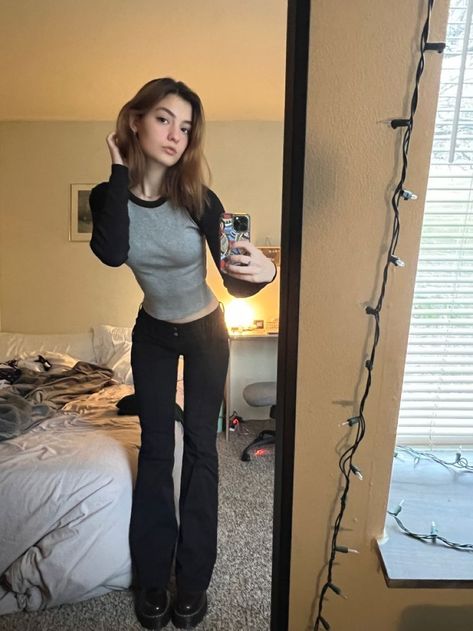 Longsleeves Outfit Aesthetic, Girl Next Door Outfits, Agatha Pants, Low Rise Flare Pants, Brandy Melville Usa, Downtown Outfits, Fire Fits, Downtown Girl, Winter Fits