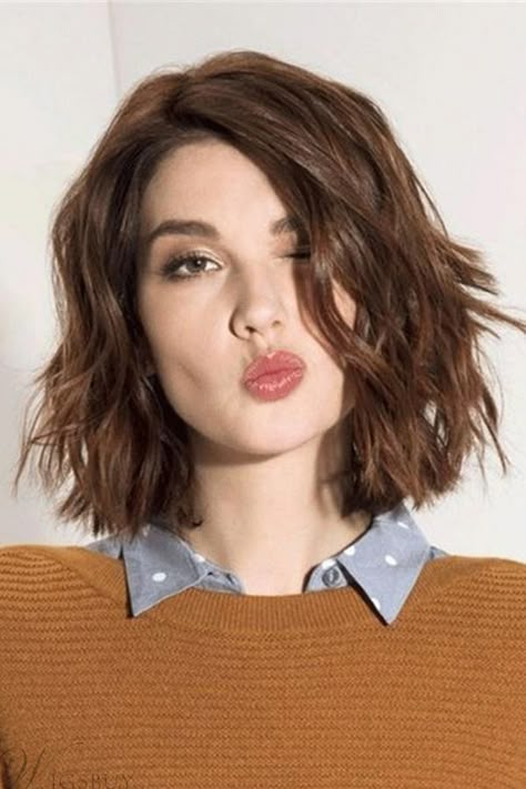 Longbob Hair, Brunette Bob, Wavy Bob Hairstyles, Short Brown Hair, Long Bob Haircuts, Short Hairstyles For Thick Hair, Short Straight Hair, Short Wavy Hair, Long Bob Hairstyles