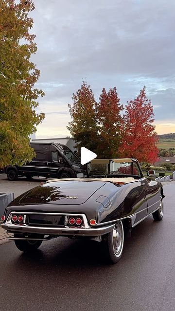 37K likes, 907 comments - citroen_ds_manufaktur on October 10, 2024: "Henri Chapron Serie 2 #citroen #convertible #classiccar #chapron #classiccars #oldtimer #french #vintagecar". Citroen Ds, October 10, Vintage Cars, Palace, Convertible, Classic Cars, Suv, Cars, On Instagram