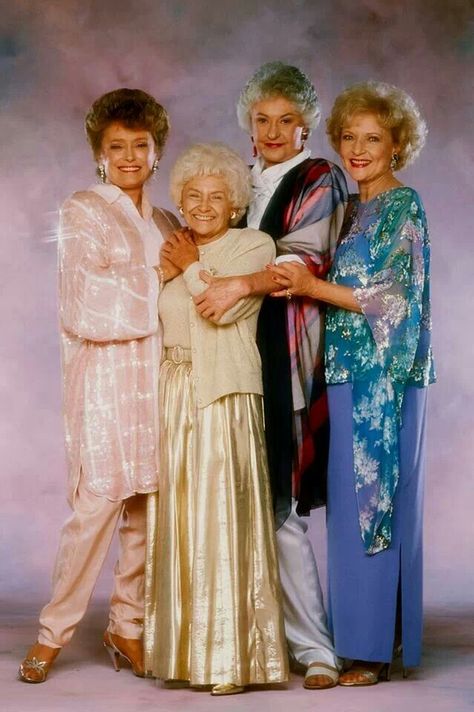 The Golden Girls Blanche Devereaux, Estelle Getty, Dorothy Zbornak, Girls Tv Series, Being A Friend, The Golden Girls, Stay Golden, Betty White, Old Tv Shows