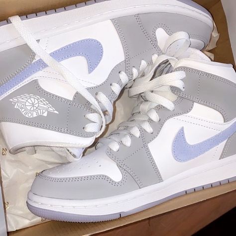 WMNS AIR JORDAN 1 MID 'WOLF GREY ALUMINUM' Wolf Grey Aluminum Jordan 1 Mid, Jordan 1 Wolf Grey Aluminum, Cheap Jordan Shoes For Women, Jordan 1 Mid Wolf Grey Aluminum Outfit, Hightop Jordan 1, Jordan 1 Mid Wolf Grey Aluminum, Jordan 1 Aluminum Wolf Grey, Shoes Teenage Girl, Jordan 1 Girl