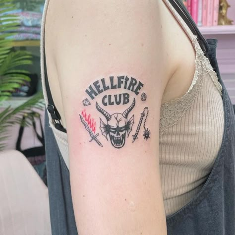 Tattoo Queen, Stranger Things Tattoo, Tattoo Design For Hand, Club Tattoo, Hellfire Club, Movie Tattoos, Half Sleeve Tattoos For Guys, Doodle Tattoo, Disney Tattoo