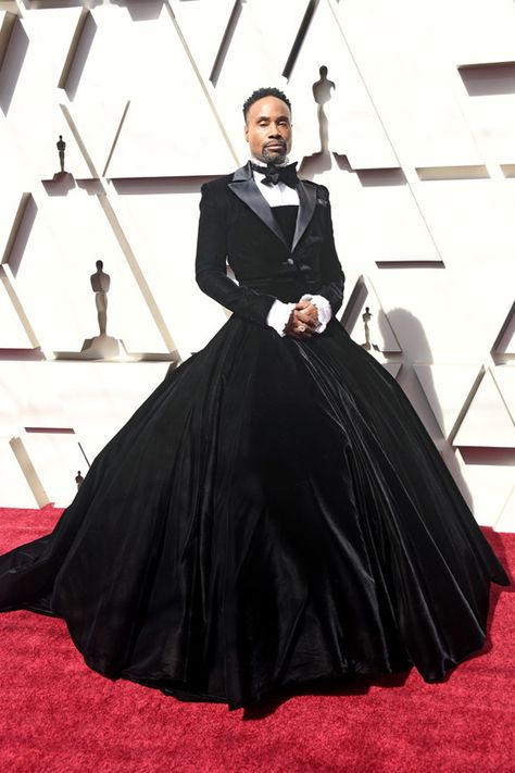 Oscar Red Carpet Gowns, Billy Porter, Gold Statue, Bridget Jones, Red Carpet Gowns, Tuxedo Dress, Christian Siriano, Pharrell Williams, Cute Fall Outfits