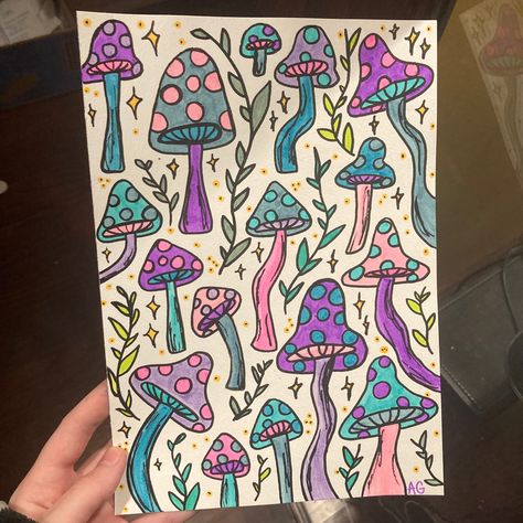 Mushroom Drawing Marker, Mushroom Drawing Aesthetic, Trippy Paintings, Mushrooms Drawing, Clay Cafe, Mushroom Paint, Posca Marker, Mushroom Drawing, Trippy Painting