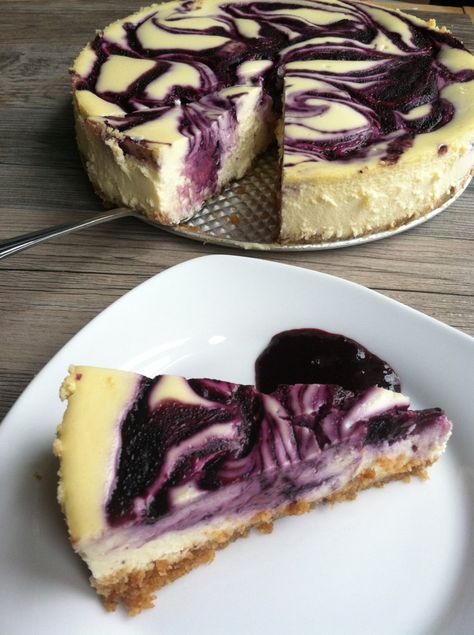 Blueberry Swirl Cheesecake | Kitchen Moments Blueberry Swirl Cheesecake, Blueberry Cheesecake Recipe, Swirl Cheesecake, Homemade Cheesecake, Blueberry Desserts, Peanut Butter Cheesecake, Cake Easy, Easy Cheesecake, Healthy Keto