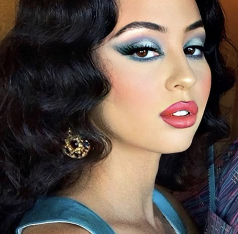 Alexa Demie Smokey Eye, Alexa Demi’s Makeup, Alexa Demie Makeup Looks, Alexa Demie Nails, Makeup Eyeshadow Looks, 2024 Hair Trends For Women, Siren Makeup, Maddy Euphoria, 2024 Hair Trends